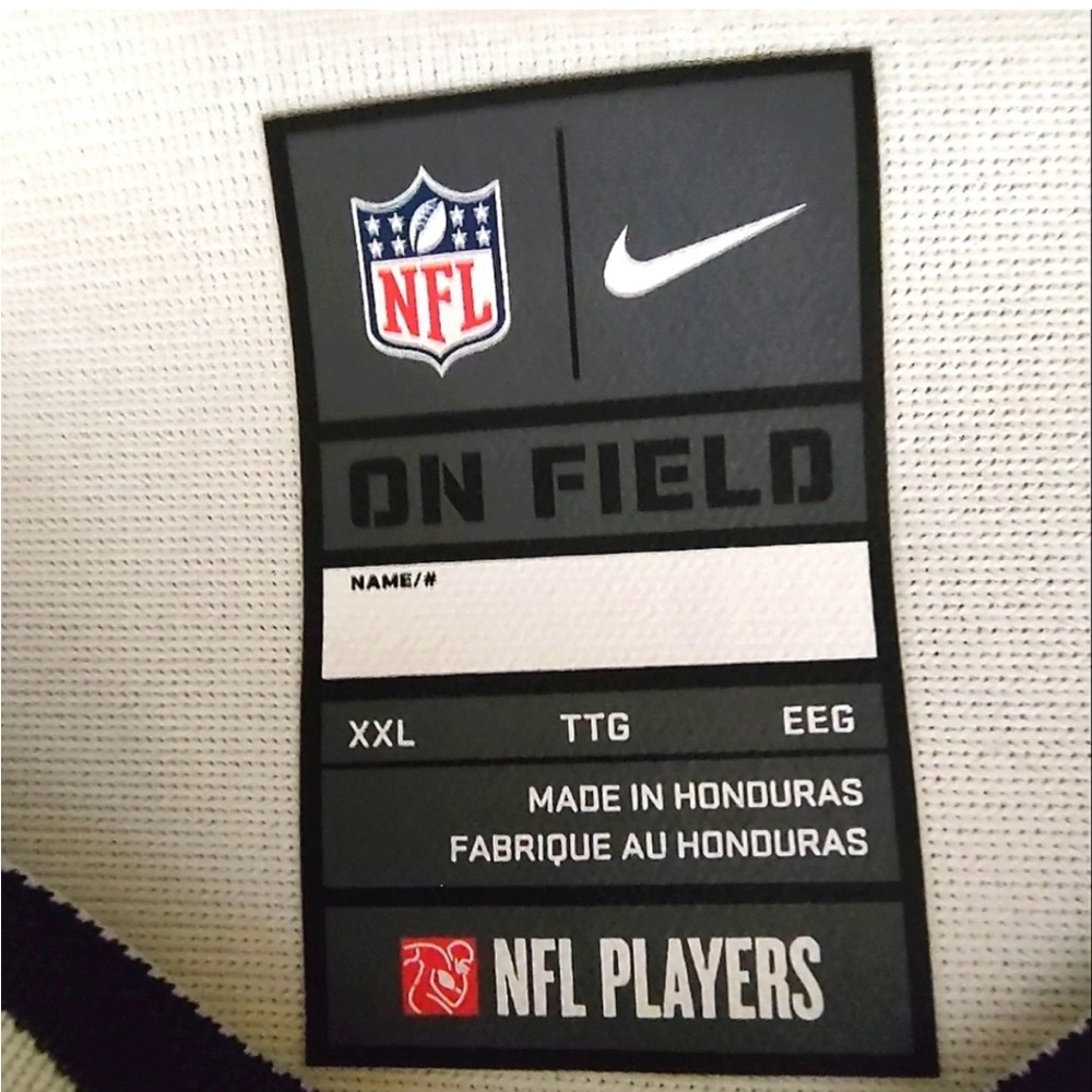 NFL Tom Brady #12 Buccaneers Jersey - Picture 5 of 5